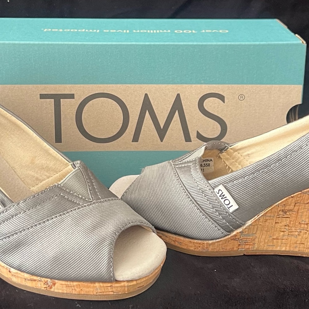 Toms wedges
